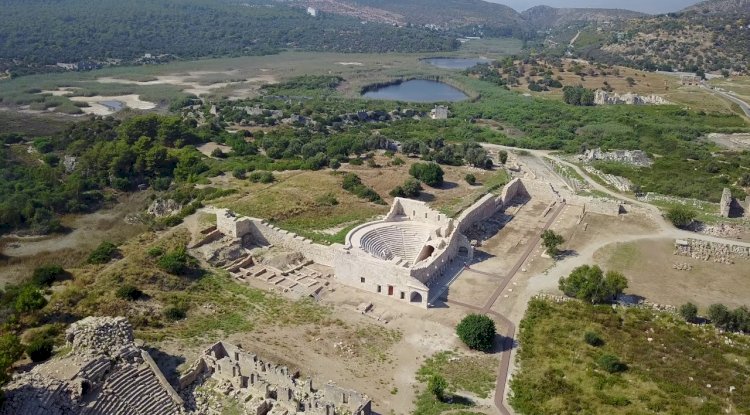 Patara Antik Kenti Fotoğrafları -  Kuş Bakışı 1